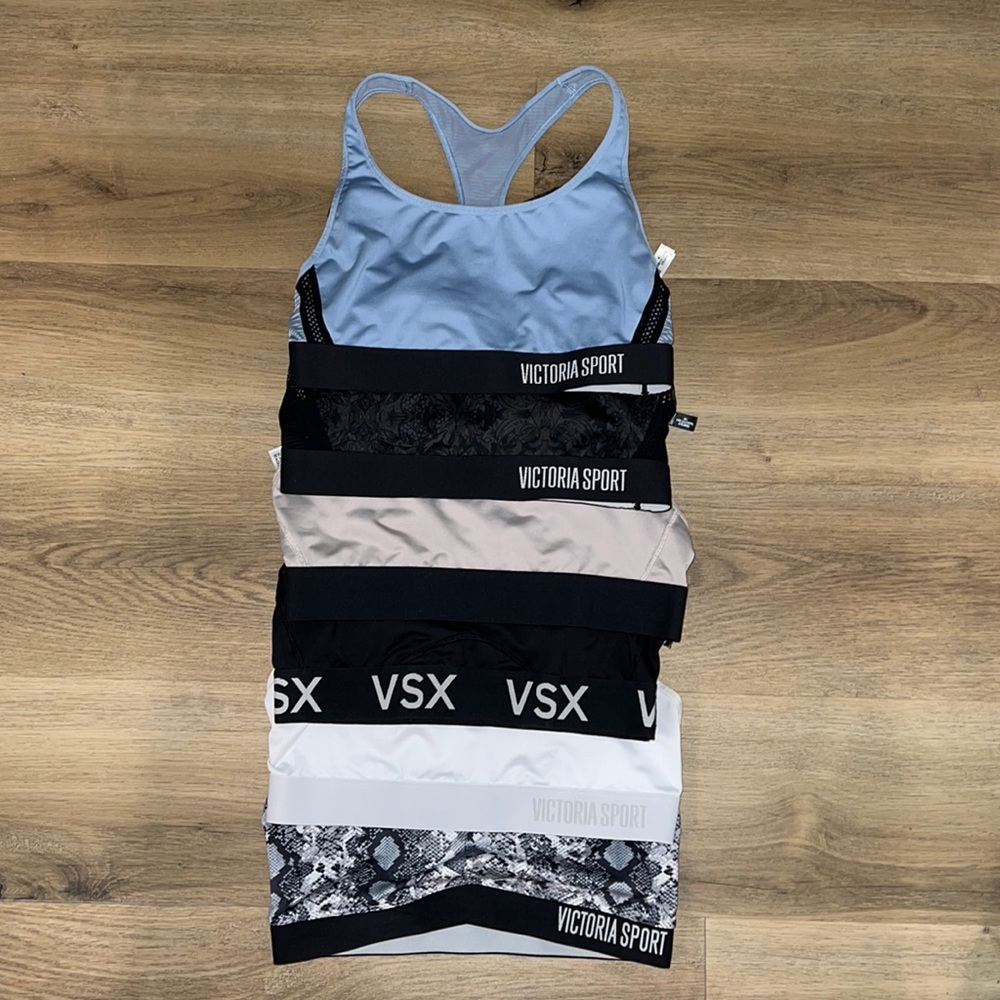 VICTORIAS SECRET SPORTS BRAS